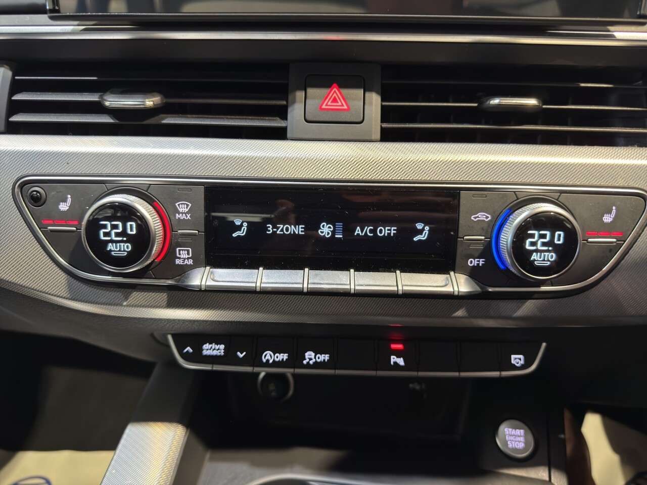 2023 AUDI A4 AVANT 2023 AUDI A4 AVANT