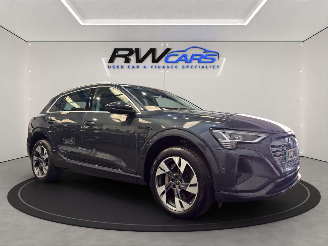 2023 AUDI Q8 E-TRON 2023 AUDI Q8 E-TRON