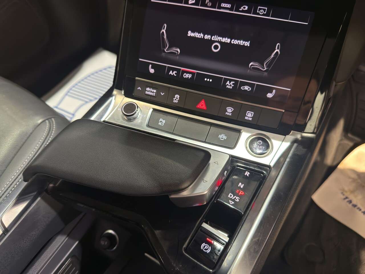 2023 AUDI Q8 E-TRON 2023 AUDI Q8 E-TRON
