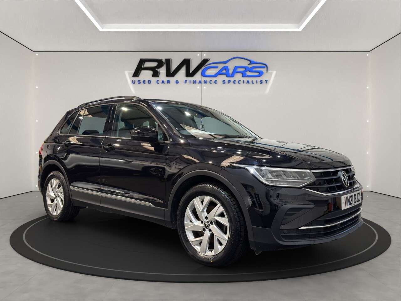 2021 VOLKSWAGEN TIGUAN 2021 VOLKSWAGEN TIGUAN