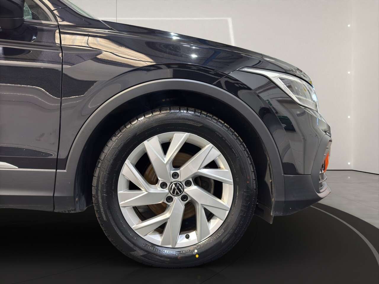 2021 VOLKSWAGEN TIGUAN 2021 VOLKSWAGEN TIGUAN