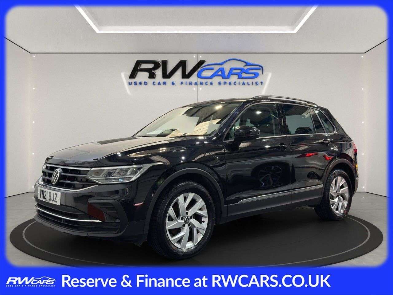 A 2021 VOLKSWAGEN TIGUAN 1.5 TSI Life SUV 5dr Petrol Manual Euro 6 (s/s) (150 ps) A 2021 VOLKSWAGEN TIGUAN 1.5 TSI Life SUV 5dr Petrol Manual Euro 6 (s/s) (150 ps)