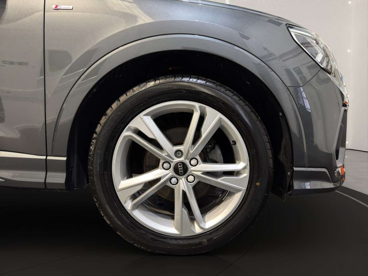2022 AUDI Q3 2022 AUDI Q3