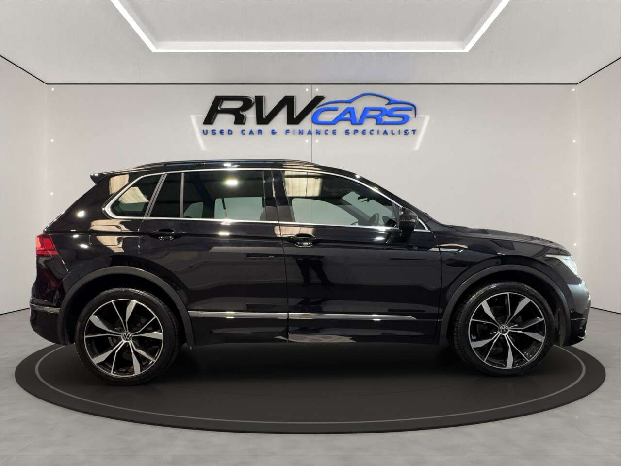 2023 VOLKSWAGEN TIGUAN 2023 VOLKSWAGEN TIGUAN