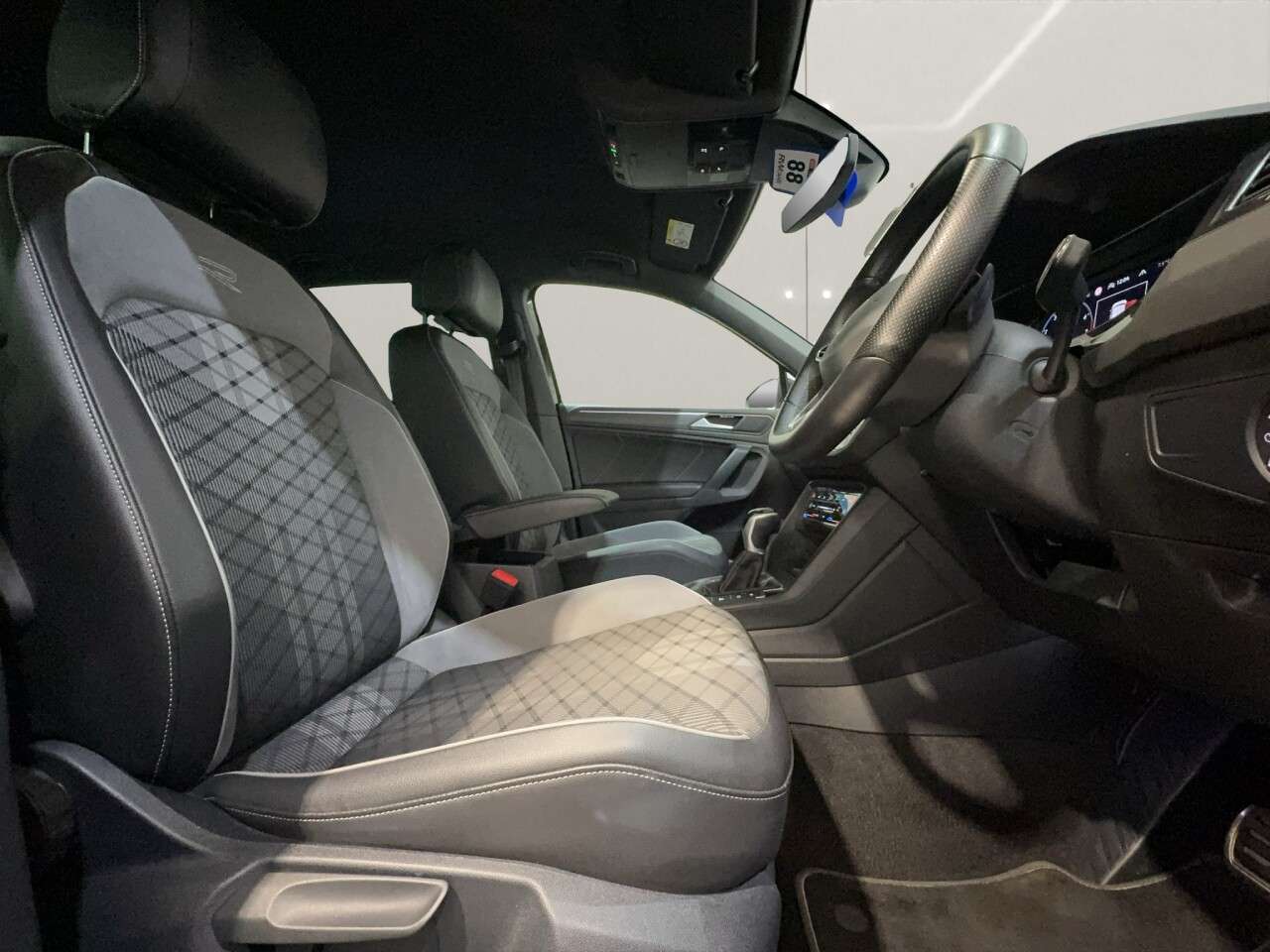 2023 VOLKSWAGEN TIGUAN 2023 VOLKSWAGEN TIGUAN