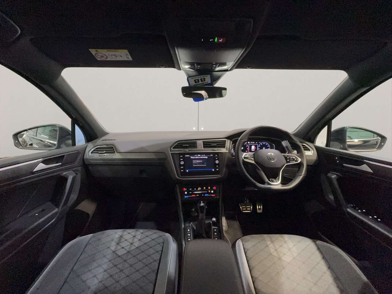 2023 VOLKSWAGEN TIGUAN 2023 VOLKSWAGEN TIGUAN