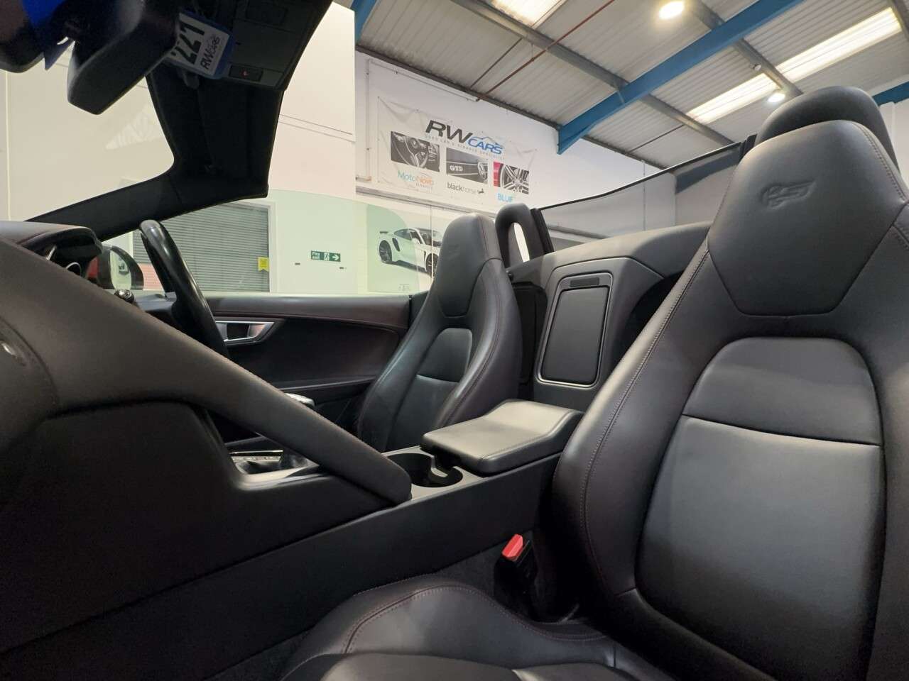 2015 JAGUAR F-TYPE 2015 JAGUAR F-TYPE
