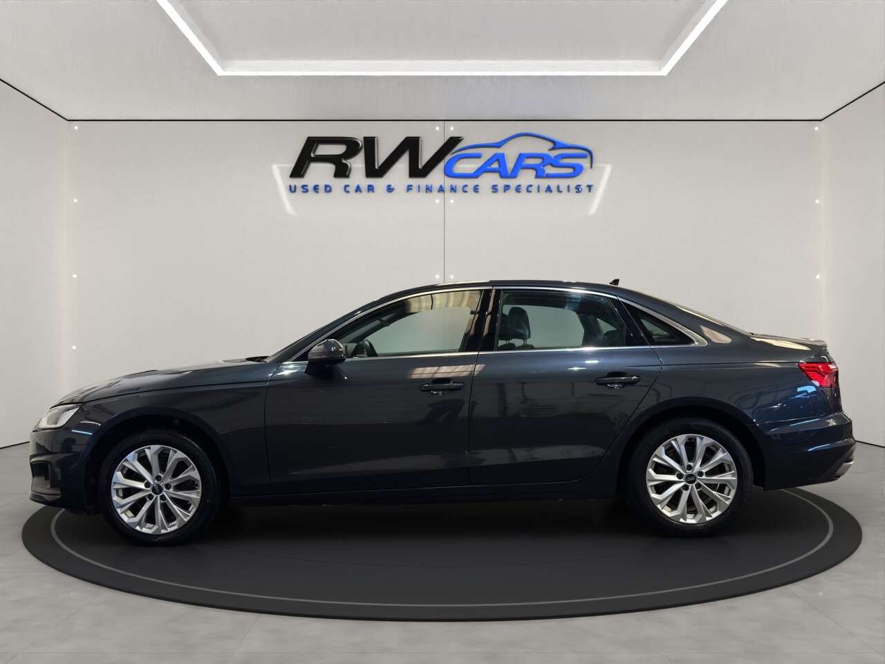 A 2022 AUDI A4 2.0 TFSI 35 Technik Saloon 4dr Petrol S Tronic Euro 6 (s/s) (150 ps) A 2022 AUDI A4 2.0 TFSI 35 Technik Saloon 4dr Petrol S Tronic Euro 6 (s/s) (150 ps)