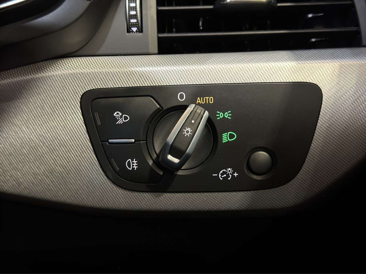 2022 AUDI A4 2022 AUDI A4