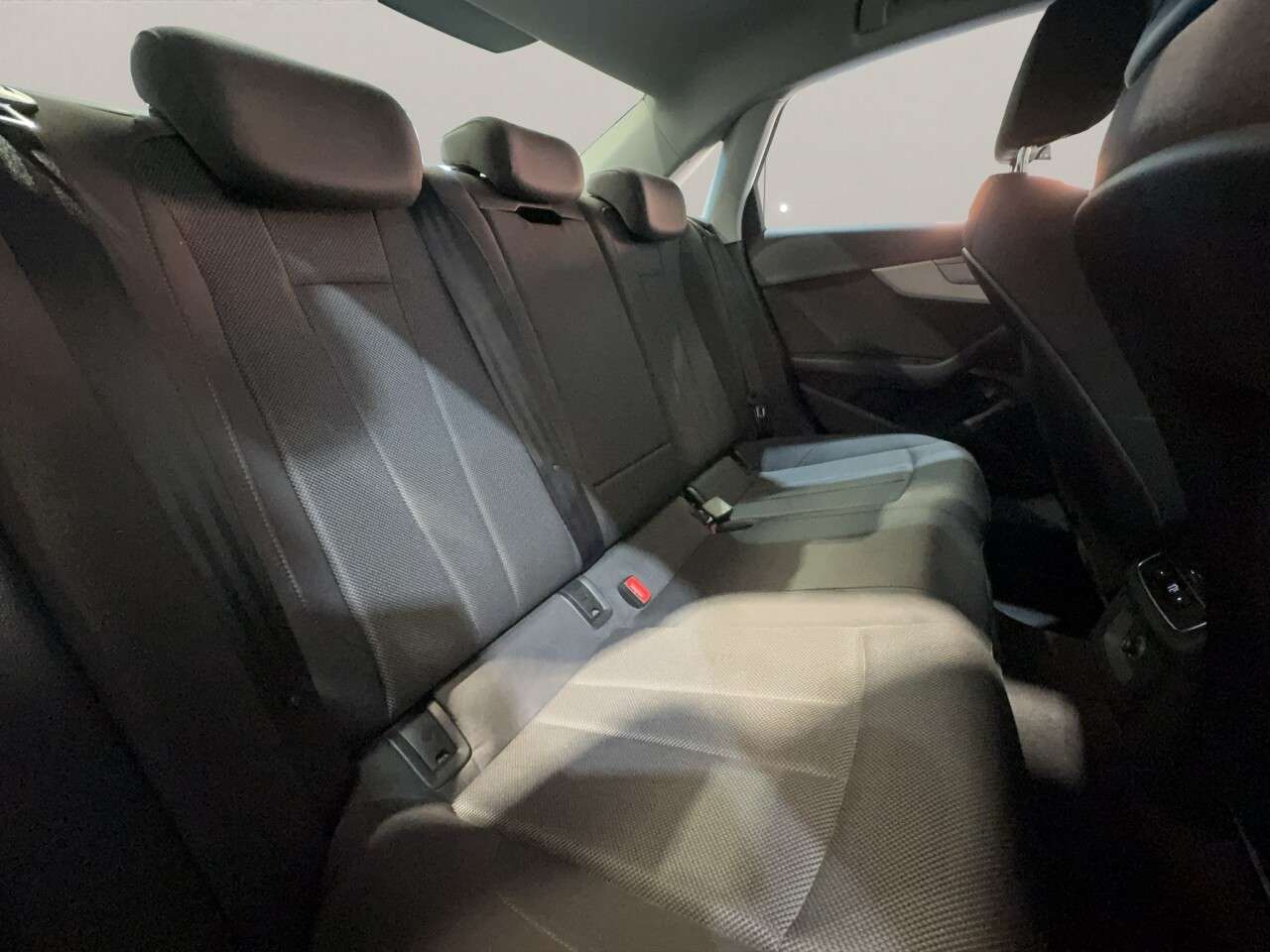 2022 AUDI A4 2022 AUDI A4