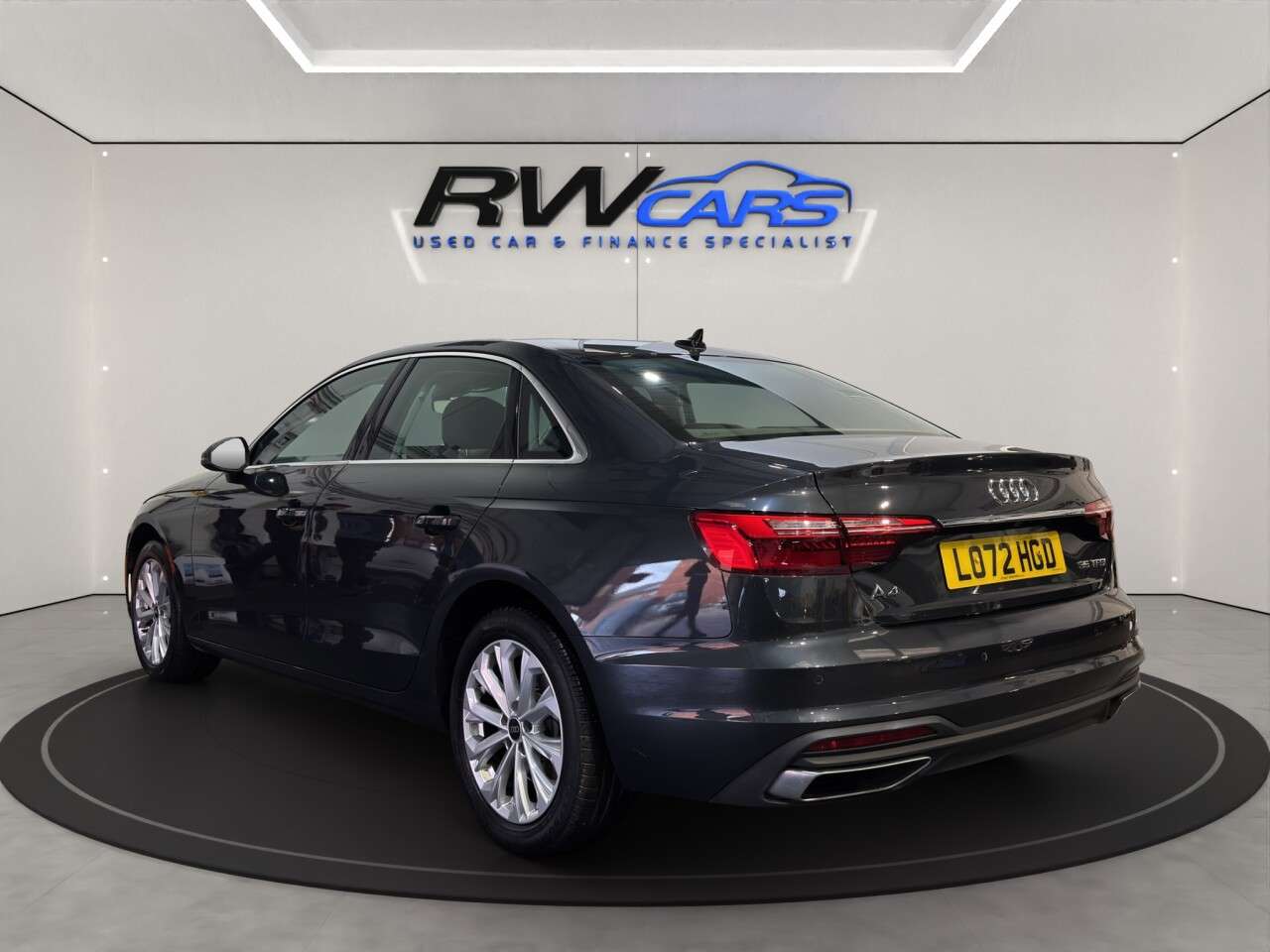 A 2022 AUDI A4 2.0 TFSI 35 Technik Saloon 4dr Petrol S Tronic Euro 6 (s/s) (150 ps) A 2022 AUDI A4 2.0 TFSI 35 Technik Saloon 4dr Petrol S Tronic Euro 6 (s/s) (150 ps)