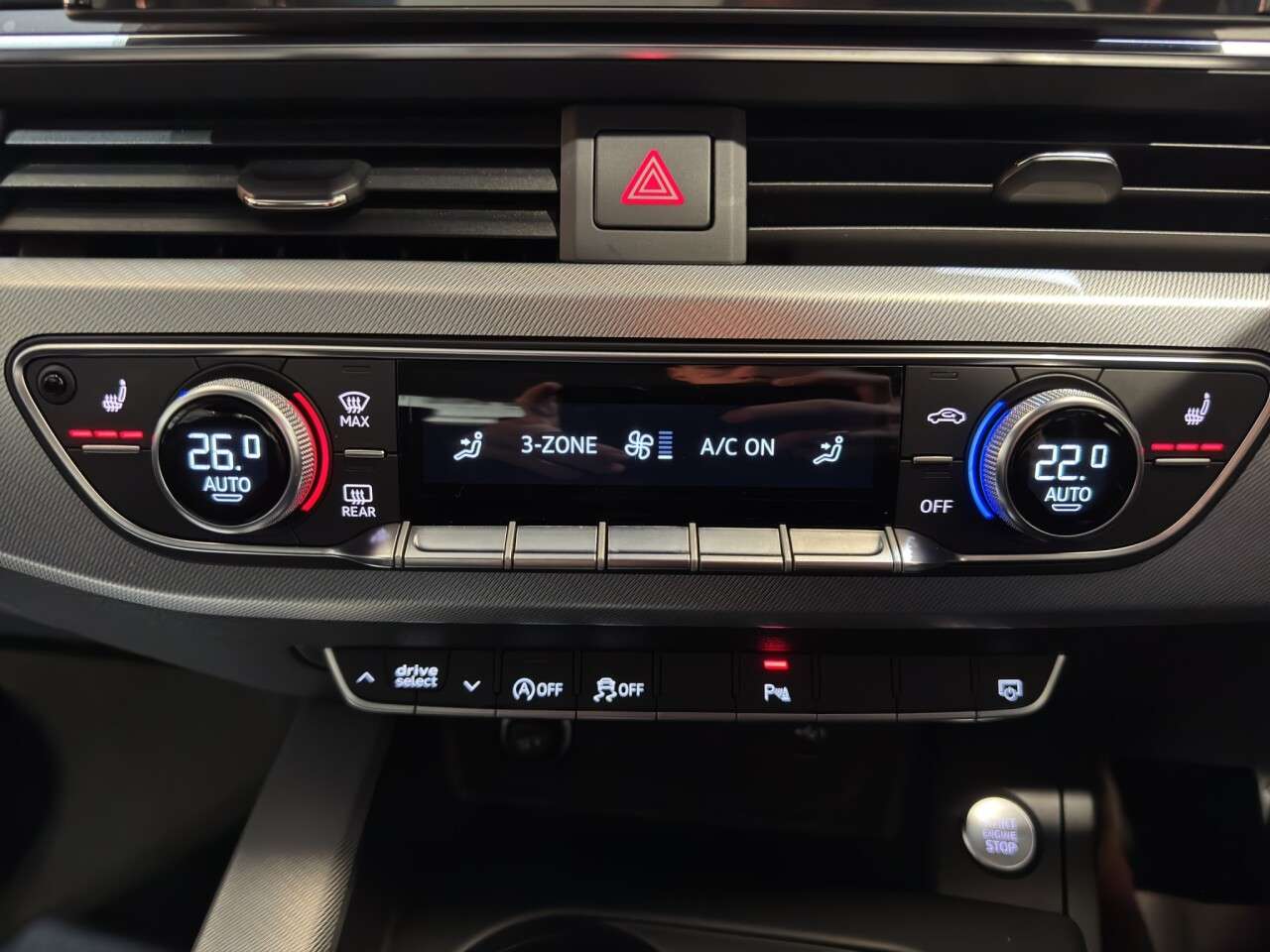 2022 AUDI A4 2022 AUDI A4