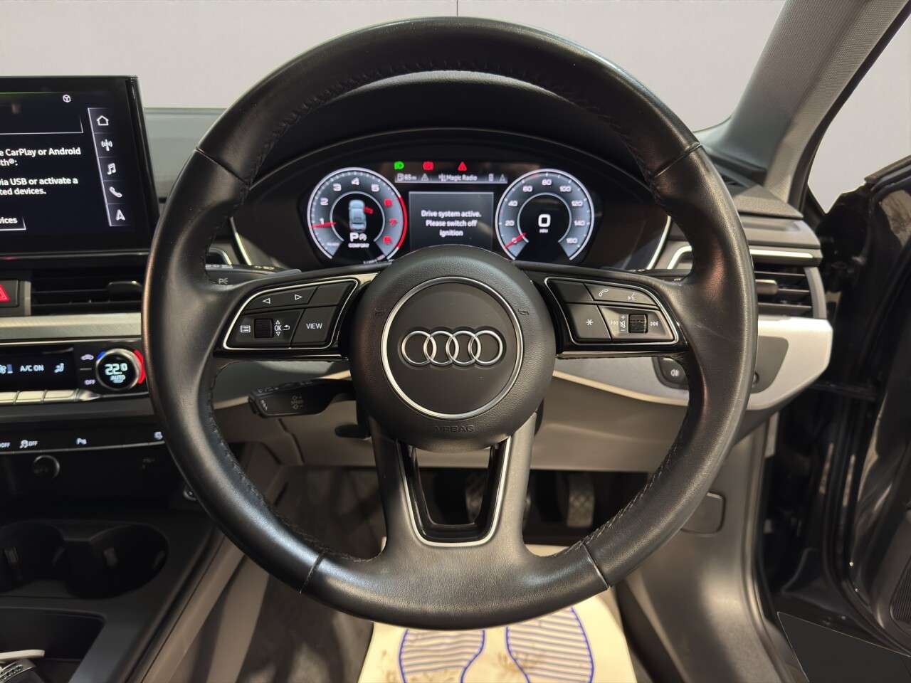 2022 AUDI A4 2022 AUDI A4