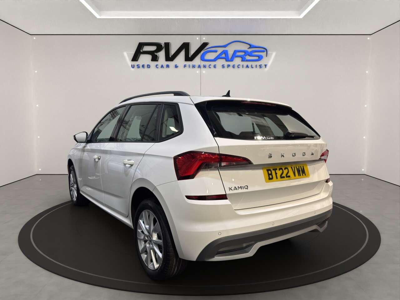 A 2022 SKODA KAMIQ 1.0 TSI SE SUV 5dr Petrol DSG Euro 6 (s/s) (110 ps) A 2022 SKODA KAMIQ 1.0 TSI SE SUV 5dr Petrol DSG Euro 6 (s/s) (110 ps)