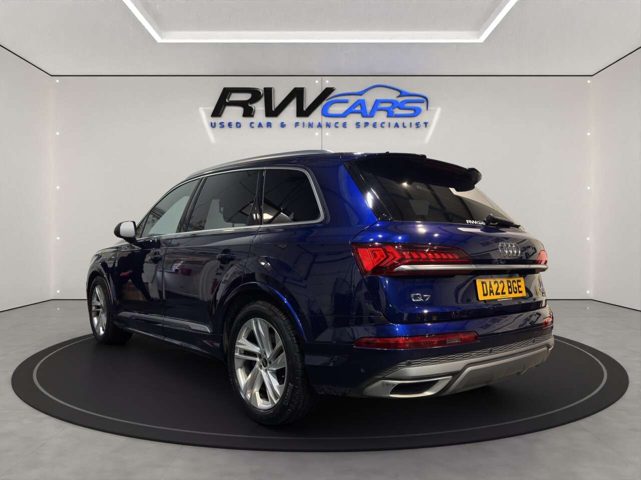 A 2022 AUDI Q7 3.0 TFSI V6 55 S line SUV 5dr Petrol Tiptronic quattro Euro 6 (s/s) (340 ps A 2022 AUDI Q7 3.0 TFSI V6 55 S line SUV 5dr Petrol Tiptronic quattro Euro 6 (s/s) (340 ps