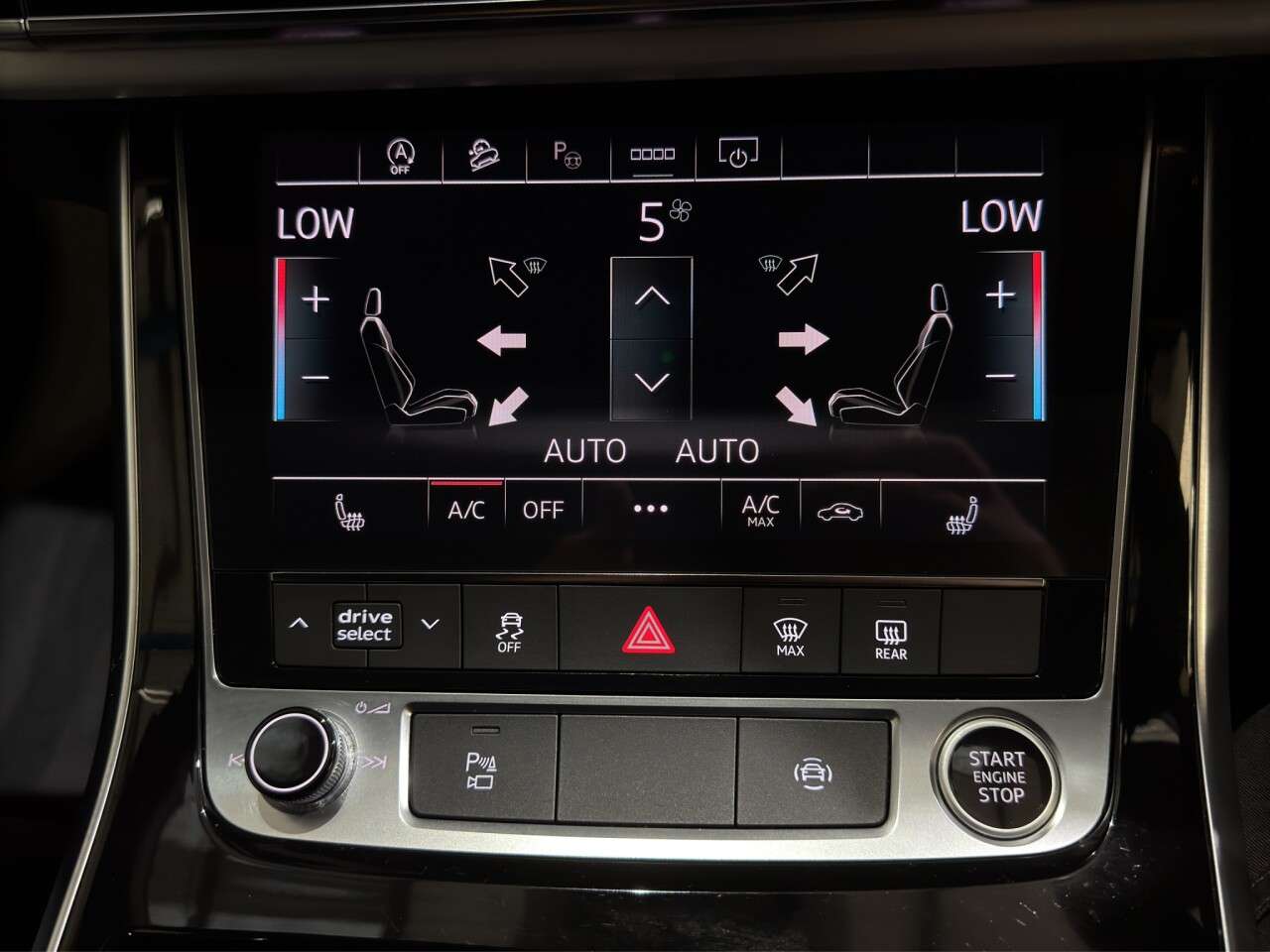 2022 AUDI Q7 2022 AUDI Q7