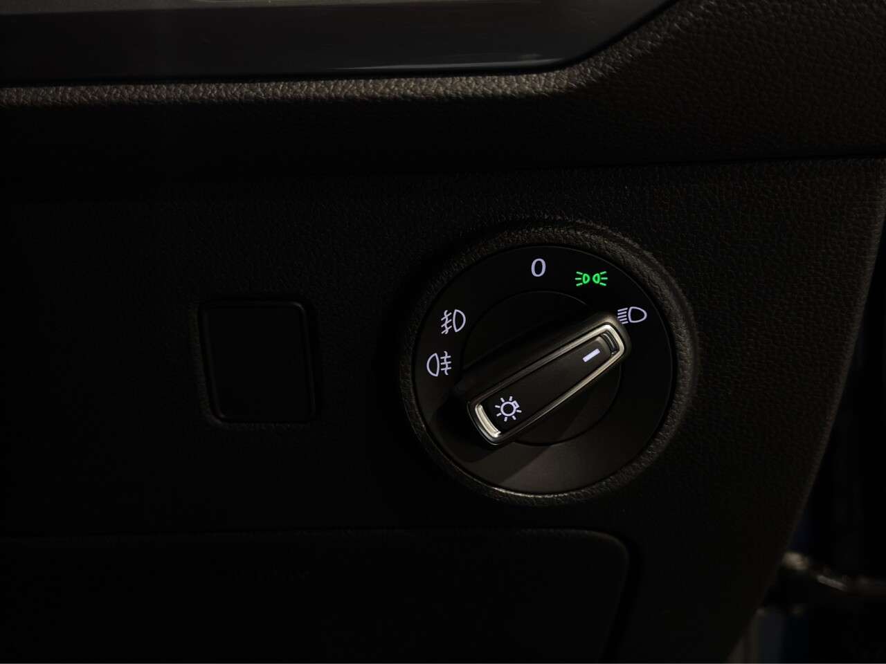 2020 SEAT ATECA 2020 SEAT ATECA
