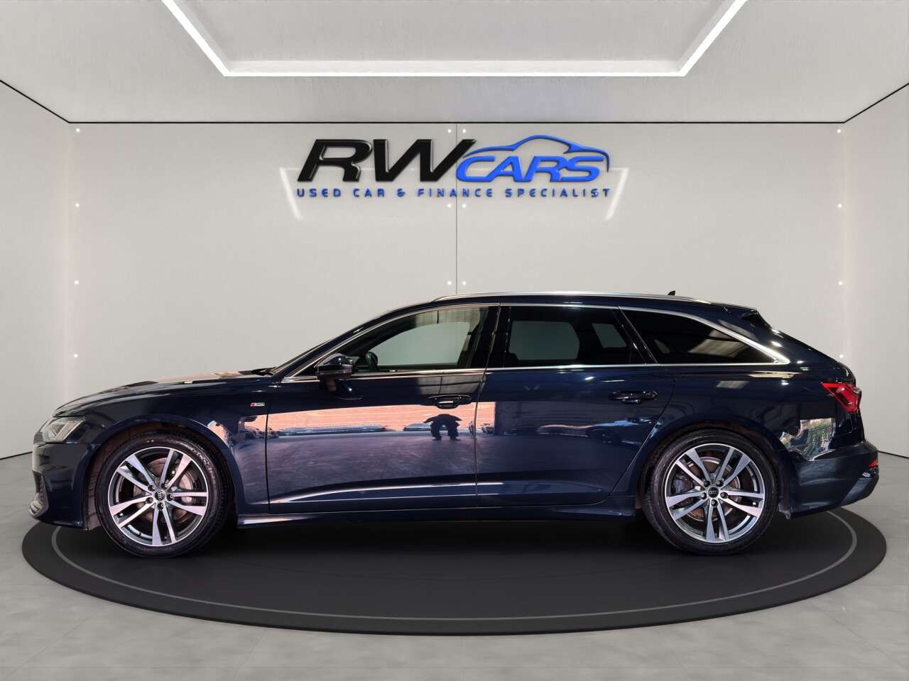 A 2023 AUDI A6 AVANT 2.0 TFSI 40 S line Estate 5dr Petrol S Tronic Euro 6 (s/s) (204 ps) A 2023 AUDI A6 AVANT 2.0 TFSI 40 S line Estate 5dr Petrol S Tronic Euro 6 (s/s) (204 ps)