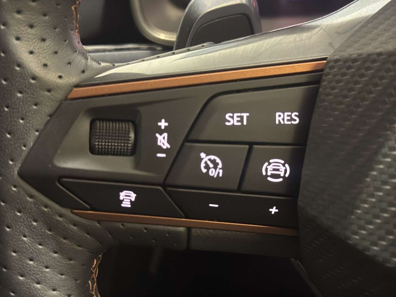 2022 CUPRA FORMENTOR 2022 CUPRA FORMENTOR