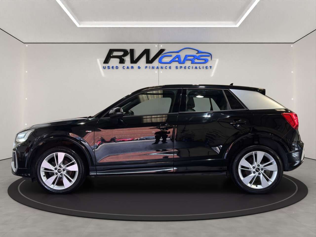 A 2021 AUDI Q2 1.5 TFSI CoD 35 S line SUV 5dr Petrol S Tronic Euro 6 (s/s) (150 ps) A 2021 AUDI Q2 1.5 TFSI CoD 35 S line SUV 5dr Petrol S Tronic Euro 6 (s/s) (150 ps)