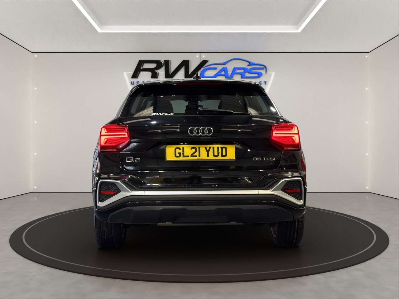 2021 AUDI Q2 2021 AUDI Q2