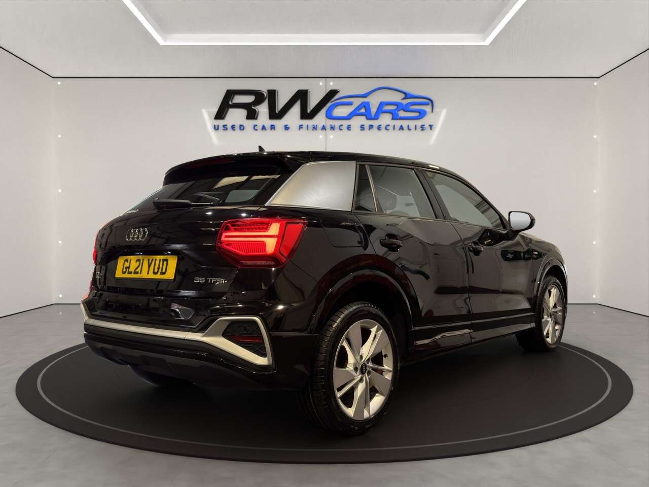 2021 AUDI Q2 2021 AUDI Q2