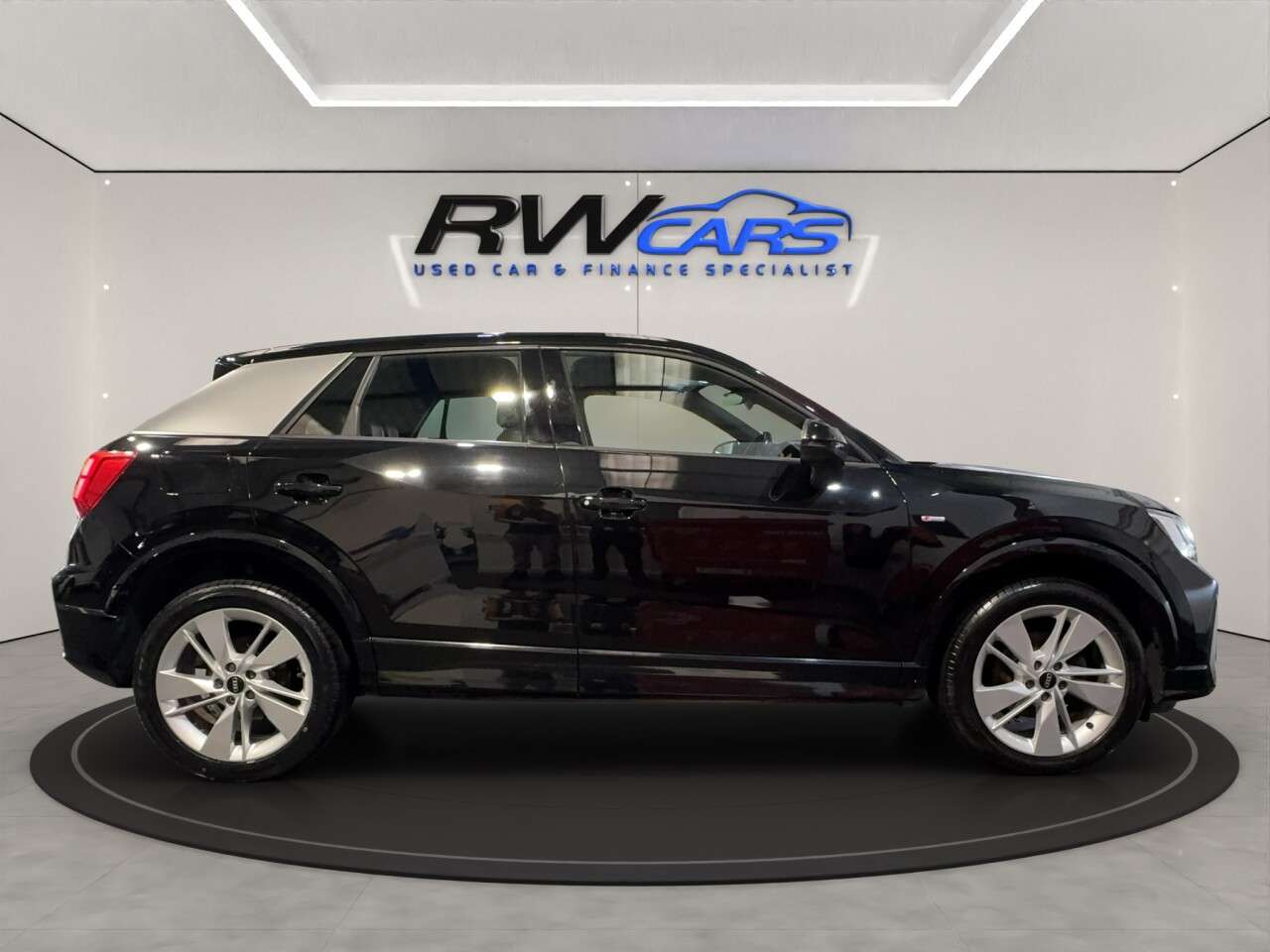 2021 AUDI Q2 2021 AUDI Q2