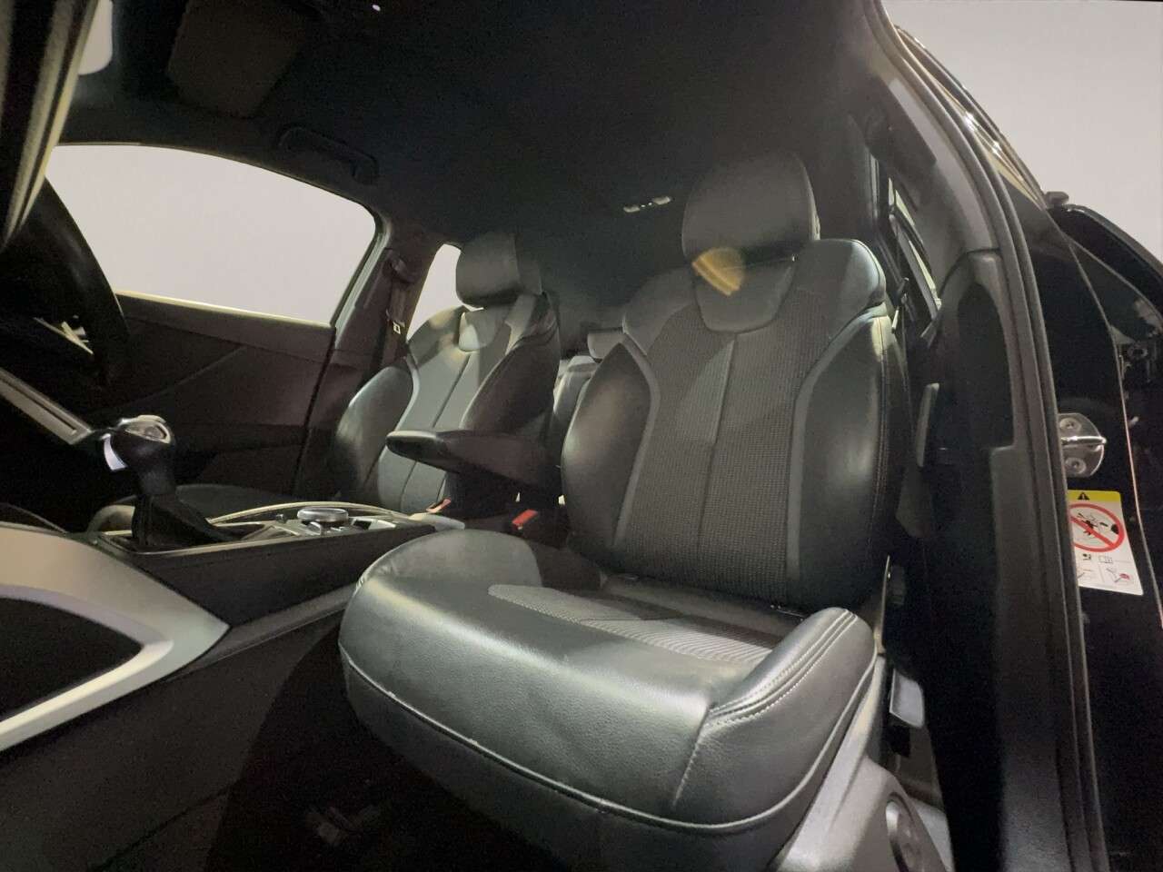 2021 AUDI Q2 2021 AUDI Q2