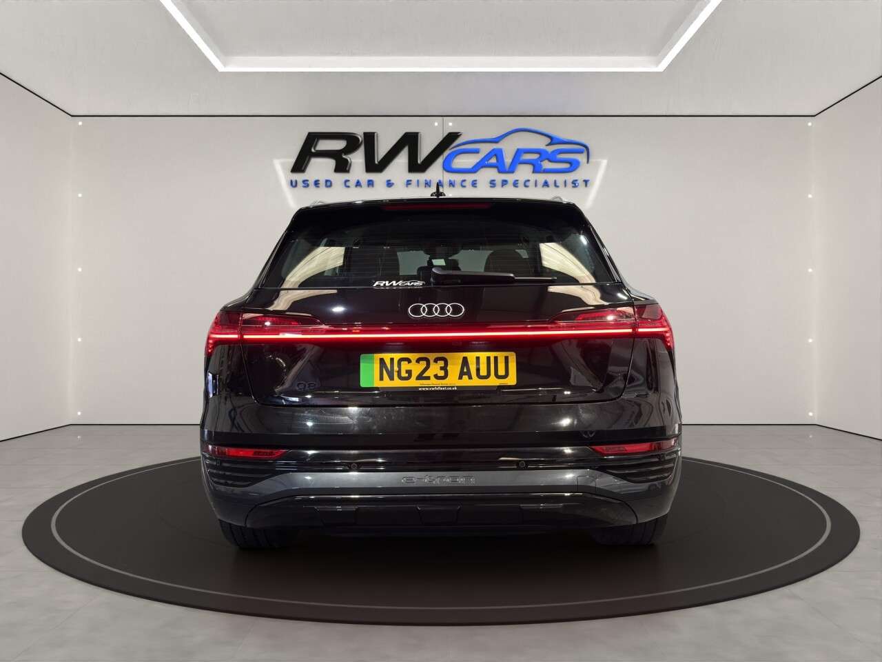 2023 AUDI Q8 E-TRON 2023 AUDI Q8 E-TRON