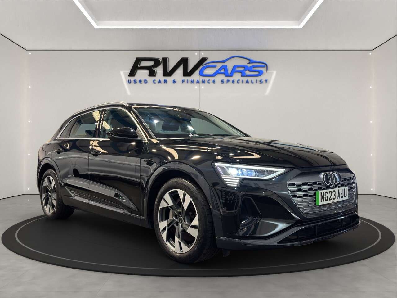 2023 AUDI Q8 E-TRON 2023 AUDI Q8 E-TRON