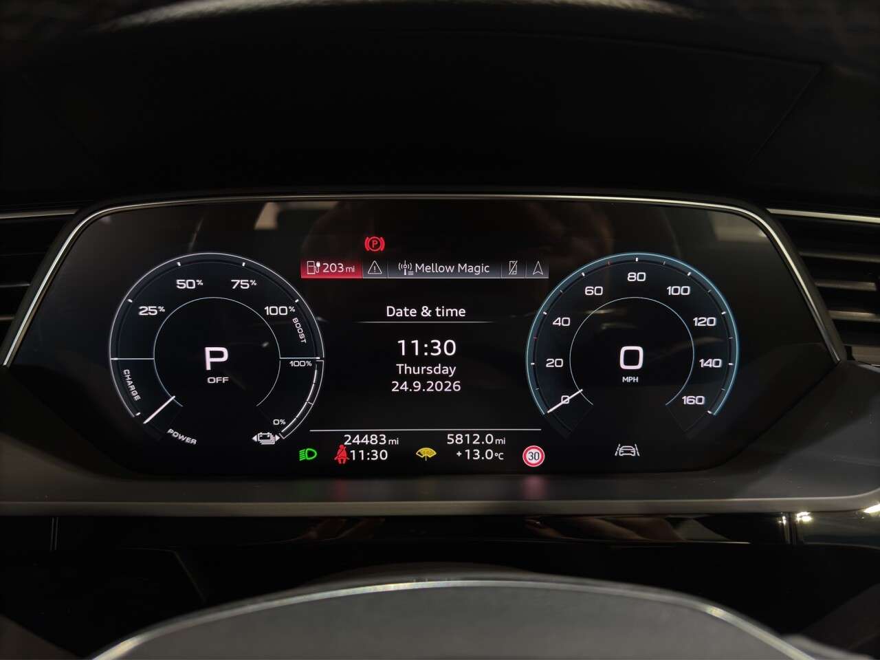2023 AUDI Q8 E-TRON 2023 AUDI Q8 E-TRON