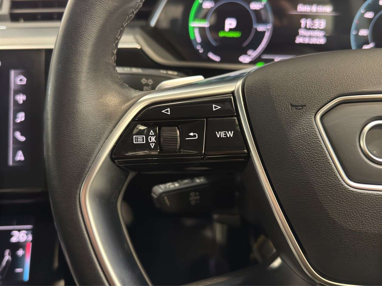 2023 AUDI Q8 E-TRON 2023 AUDI Q8 E-TRON