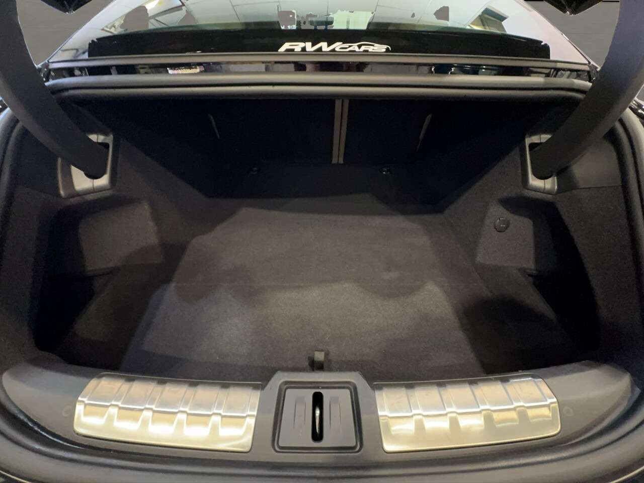 2021 PORSCHE TAYCAN 2021 PORSCHE TAYCAN