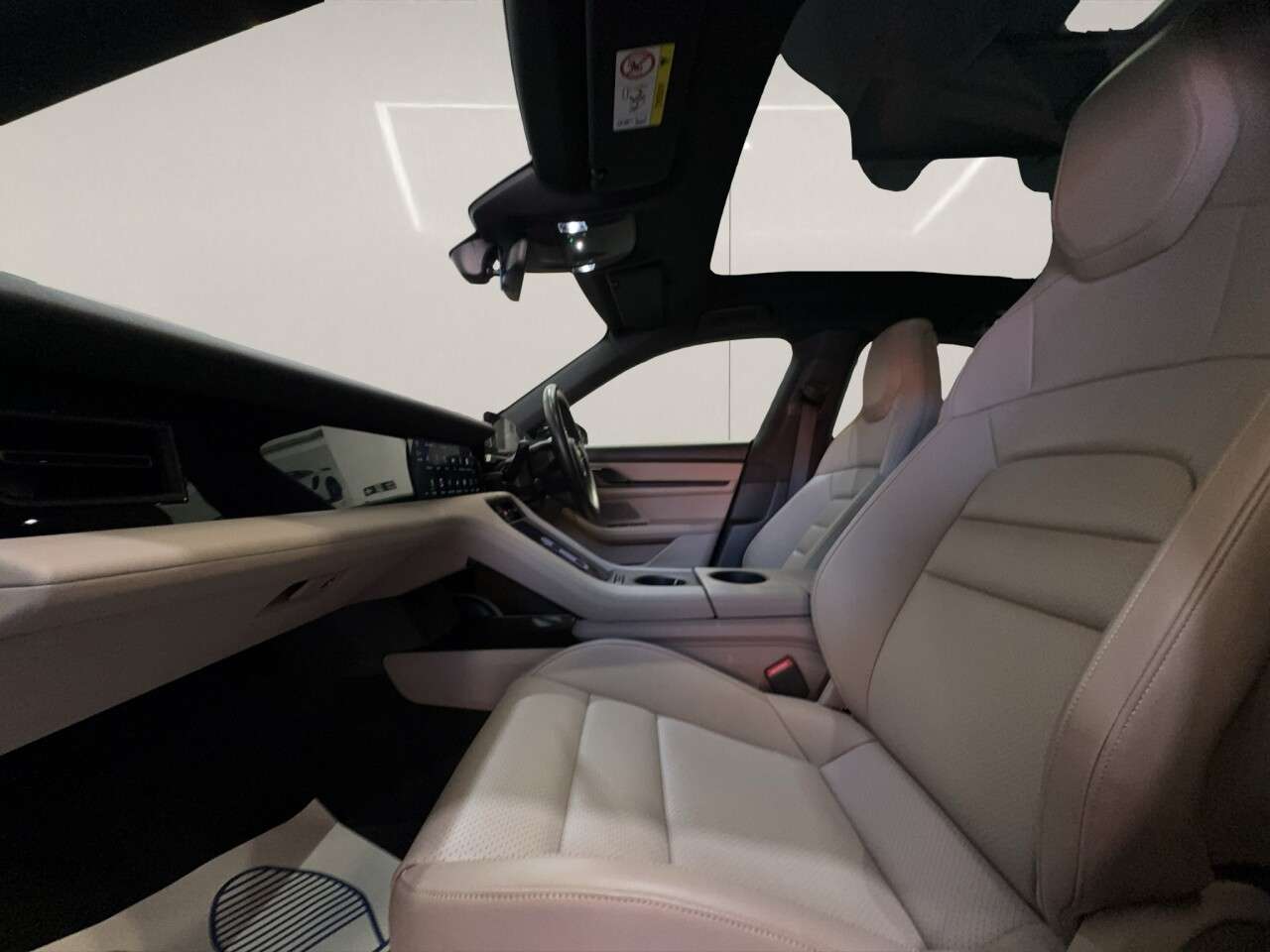 2021 PORSCHE TAYCAN 2021 PORSCHE TAYCAN