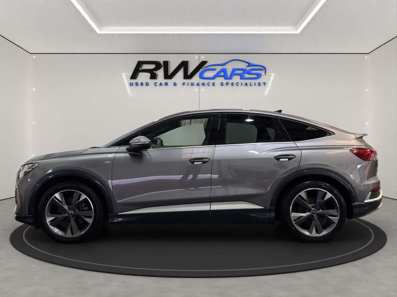A 2022 AUDI Q4 E-TRON 35 S line Sportback 5dr Electric Auto 55kWh (170 ps) A 2022 AUDI Q4 E-TRON 35 S line Sportback 5dr Electric Auto 55kWh (170 ps)