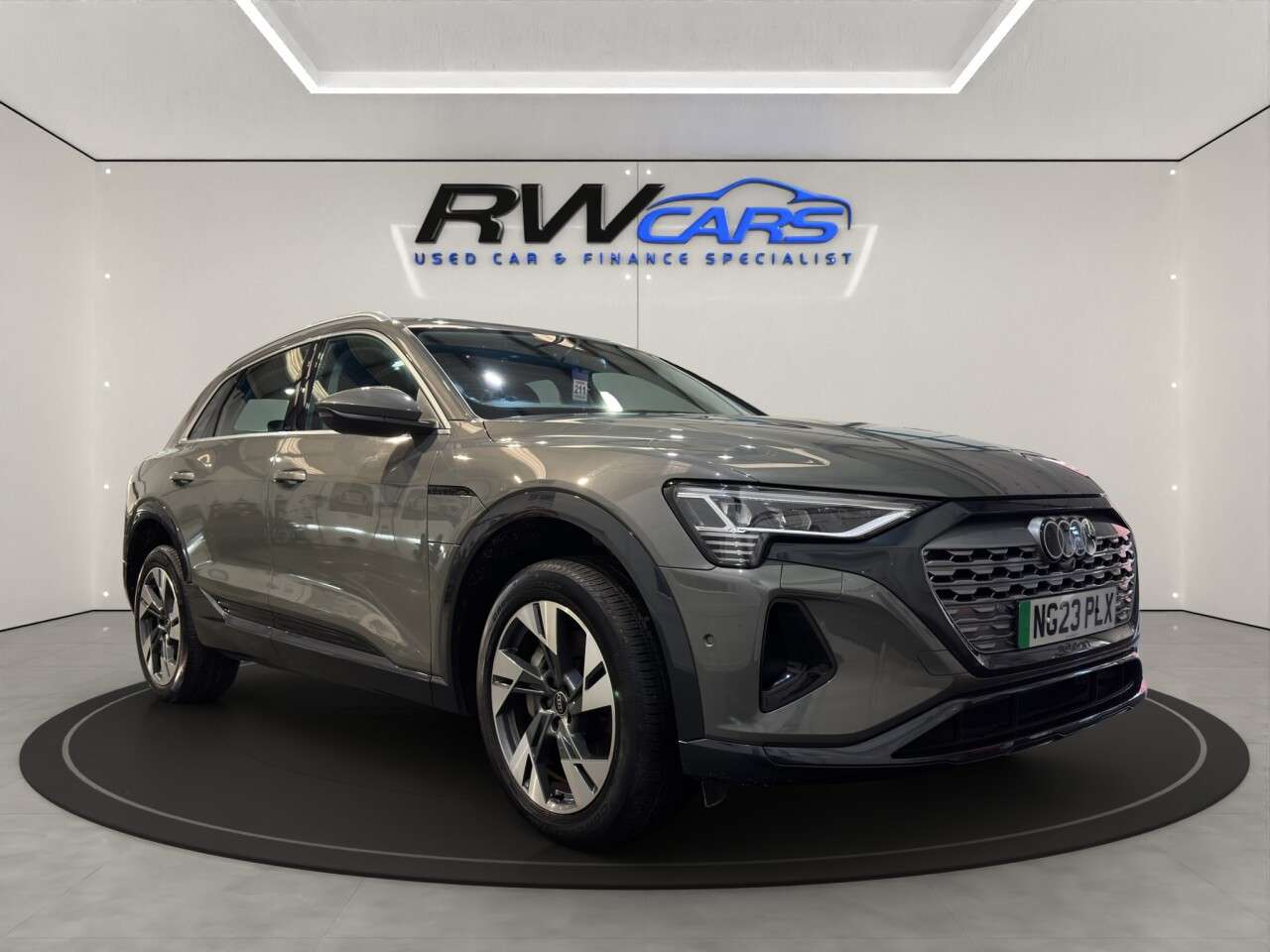 2023 AUDI Q8 E-TRON 2023 AUDI Q8 E-TRON