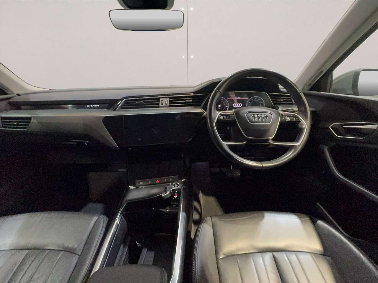 2023 AUDI Q8 E-TRON 2023 AUDI Q8 E-TRON