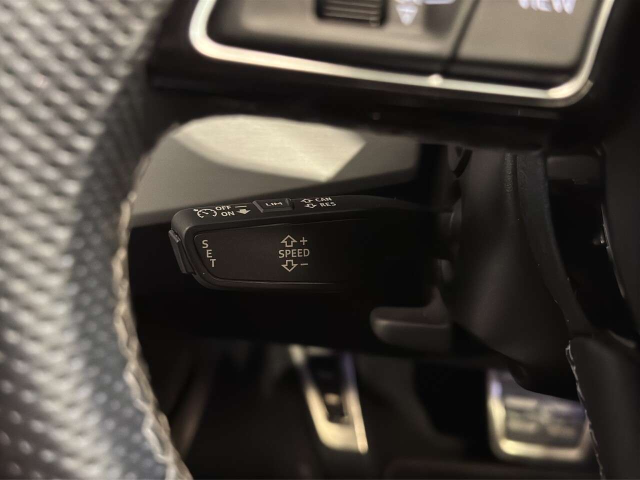 2022 AUDI A4 2022 AUDI A4