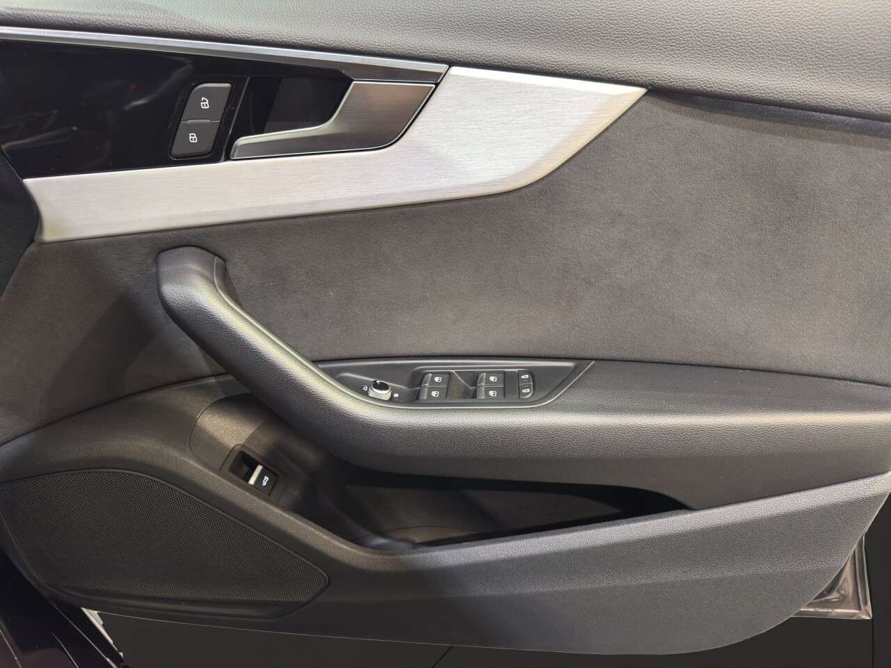 2022 AUDI A4 2022 AUDI A4