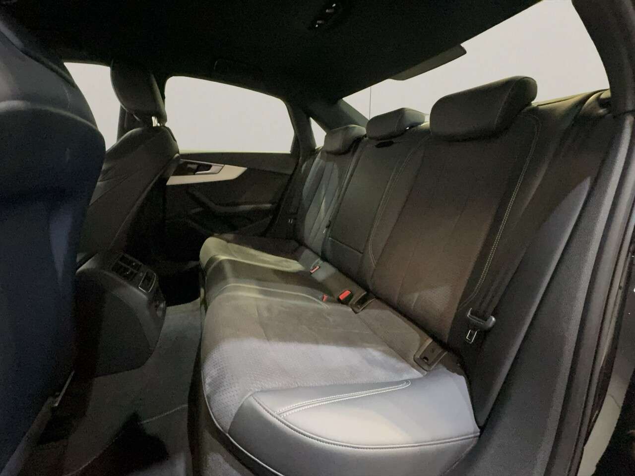 2022 AUDI A4 2022 AUDI A4