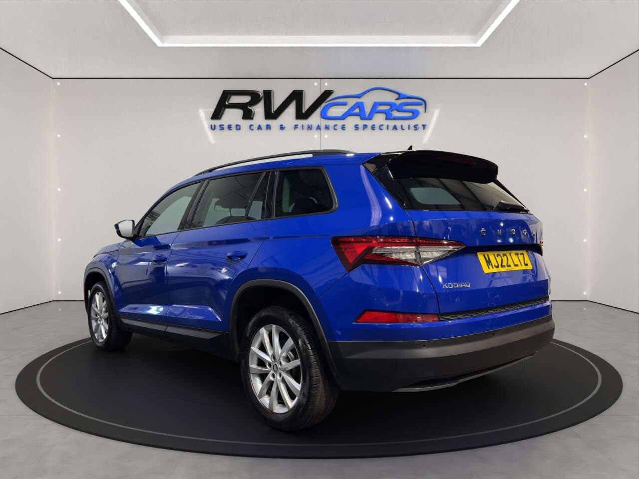 A 2022 SKODA KODIAQ 1.5 TSI ACT SE SUV 5dr Petrol DSG Euro 6 (s/s) (7 Seat) (150 ps) A 2022 SKODA KODIAQ 1.5 TSI ACT SE SUV 5dr Petrol DSG Euro 6 (s/s) (7 Seat) (150 ps)