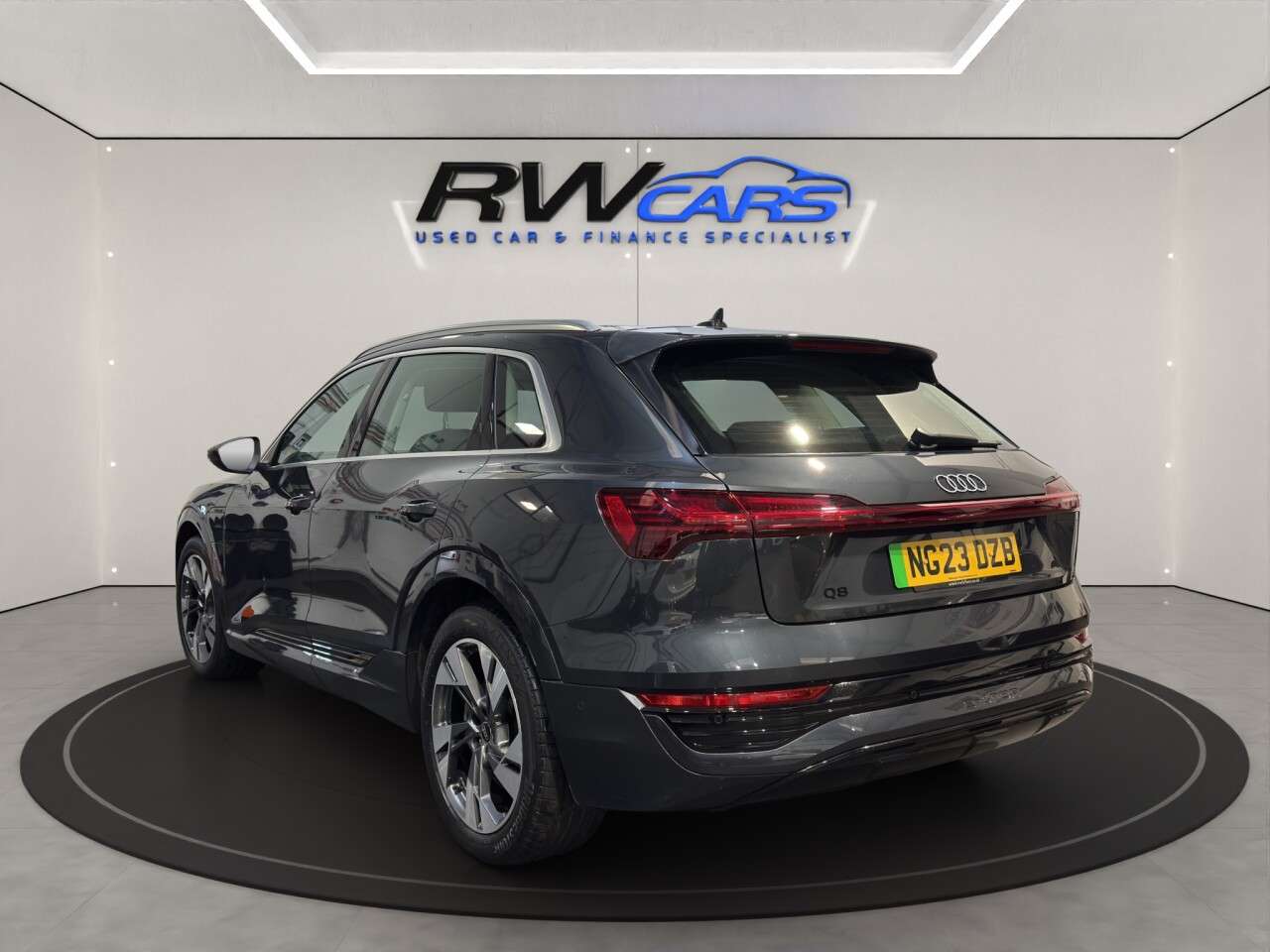 A 2023 AUDI Q8 E-TRON 50 Sport SUV 5dr Electric Auto quattro 95kWh (11kW Charger) (340 ps) A 2023 AUDI Q8 E-TRON 50 Sport SUV 5dr Electric Auto quattro 95kWh (11kW Charger) (340 ps)