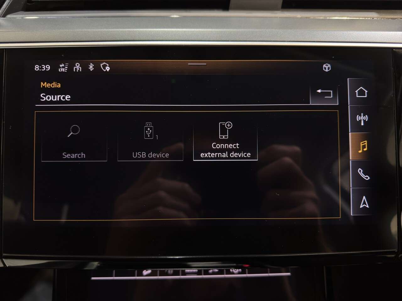 2023 AUDI Q8 E-TRON 2023 AUDI Q8 E-TRON