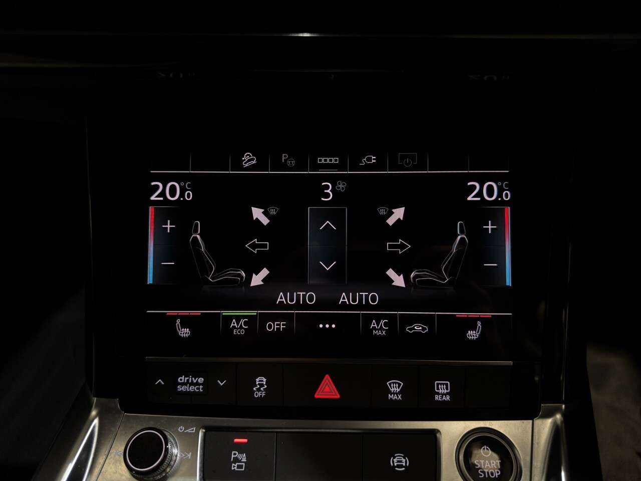 2023 AUDI Q8 E-TRON 2023 AUDI Q8 E-TRON