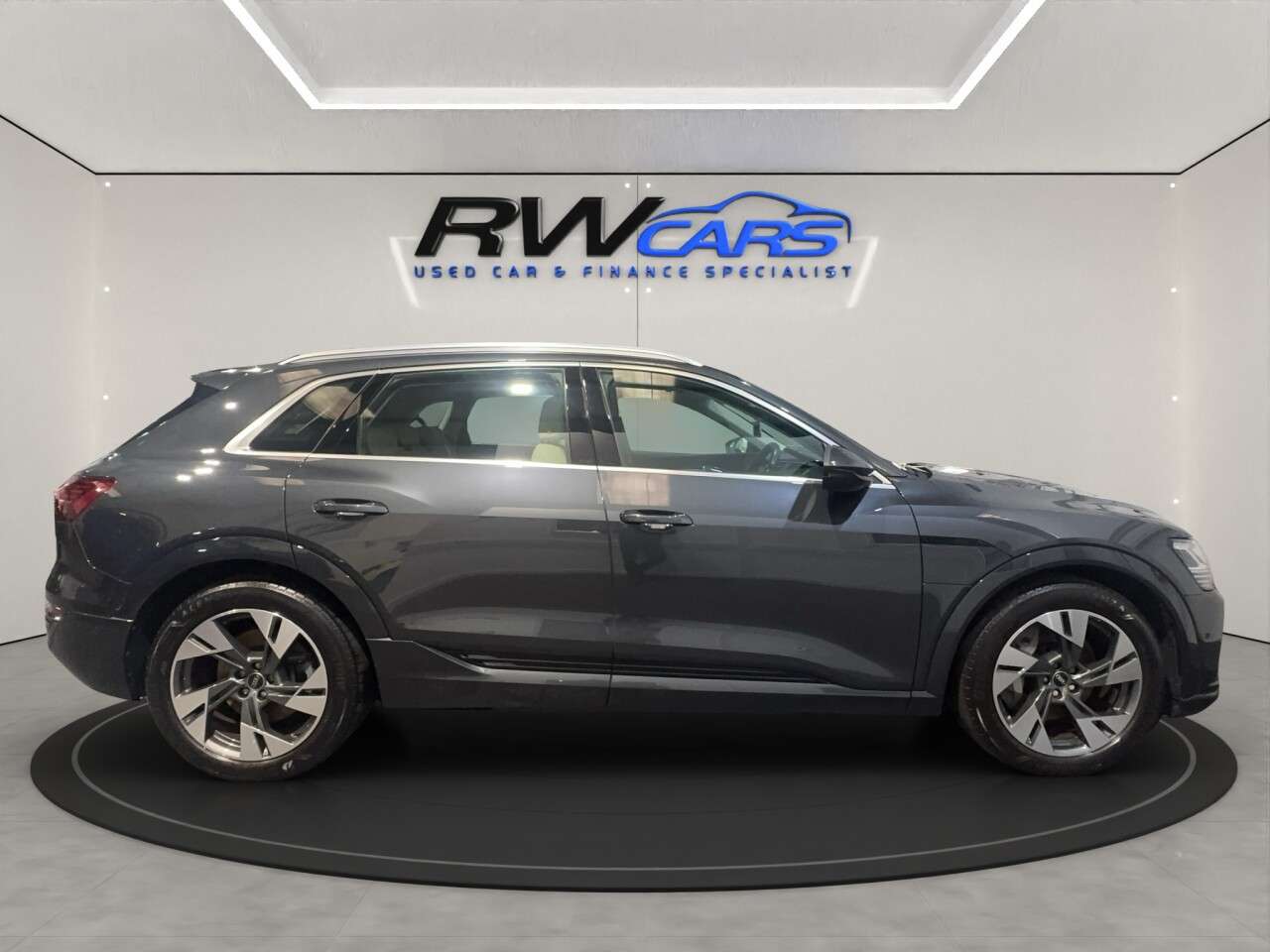 2023 AUDI Q8 E-TRON 2023 AUDI Q8 E-TRON