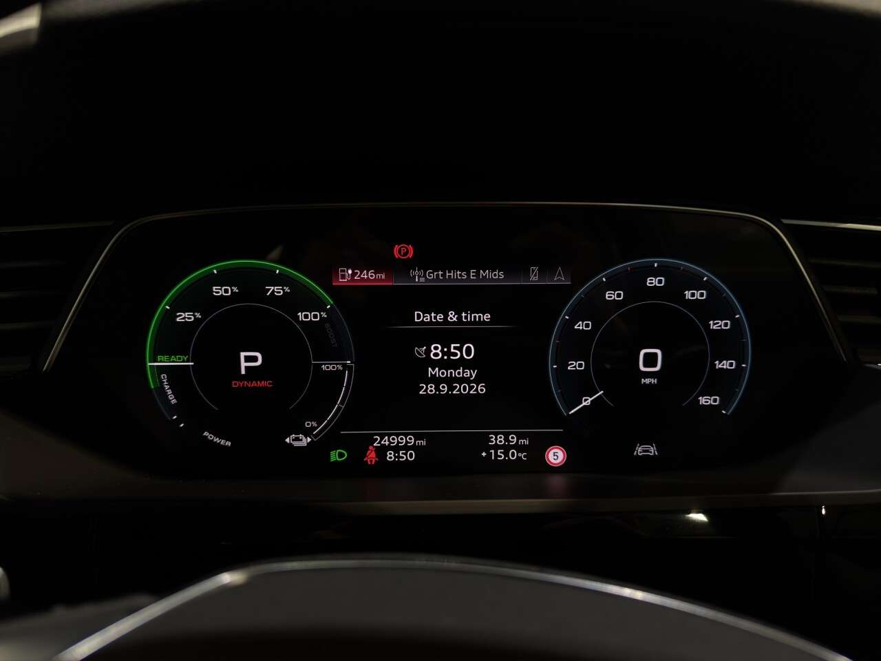 2023 AUDI Q8 E-TRON 2023 AUDI Q8 E-TRON