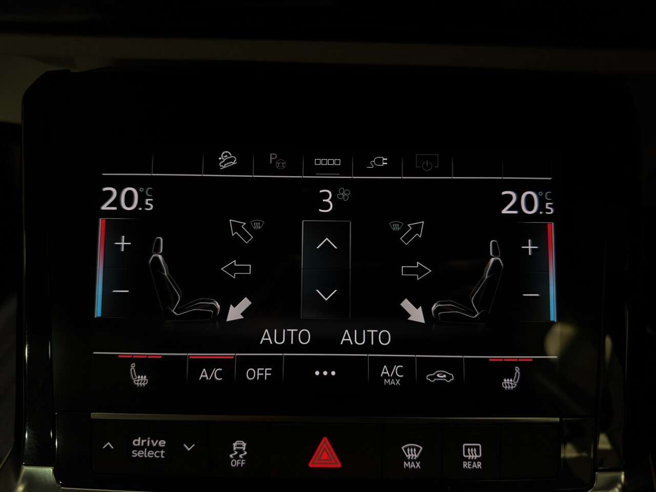 2023 AUDI Q8 E-TRON 2023 AUDI Q8 E-TRON