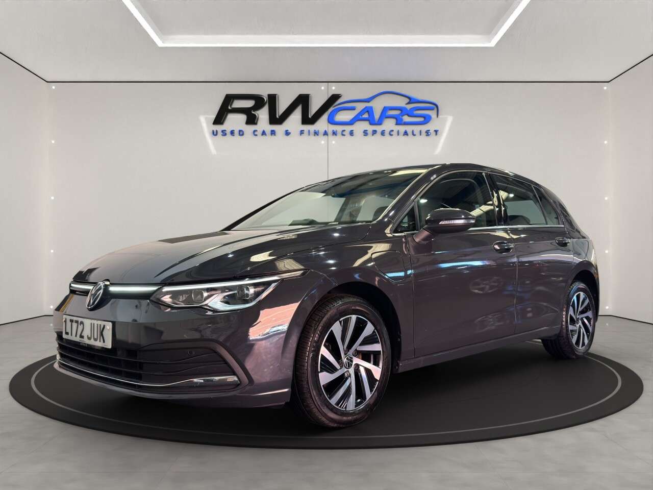 A 2022 VOLKSWAGEN GOLF 1.4 TSI 13kWh Style Hatchback 5dr Petrol Plug-in Hybrid DSG Euro 6 (s/s) (2 A 2022 VOLKSWAGEN GOLF 1.4 TSI 13kWh Style Hatchback 5dr Petrol Plug-in Hybrid DSG Euro 6 (s/s) (2