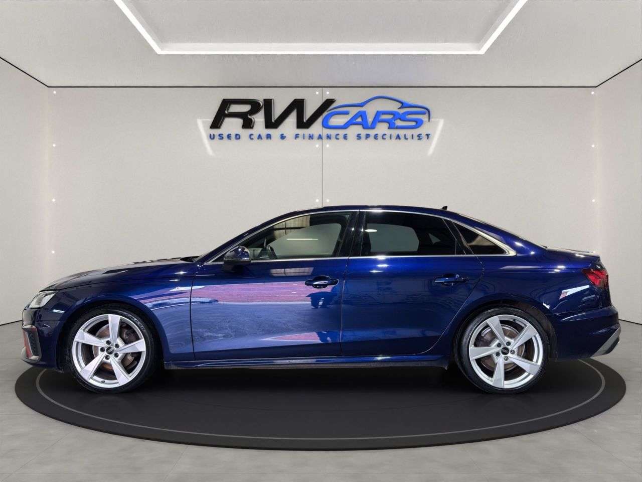 A 2023 AUDI A4 2.0 TFSI 35 S line Saloon 4dr Petrol S Tronic Euro 6 (s/s) (150 ps) A 2023 AUDI A4 2.0 TFSI 35 S line Saloon 4dr Petrol S Tronic Euro 6 (s/s) (150 ps)