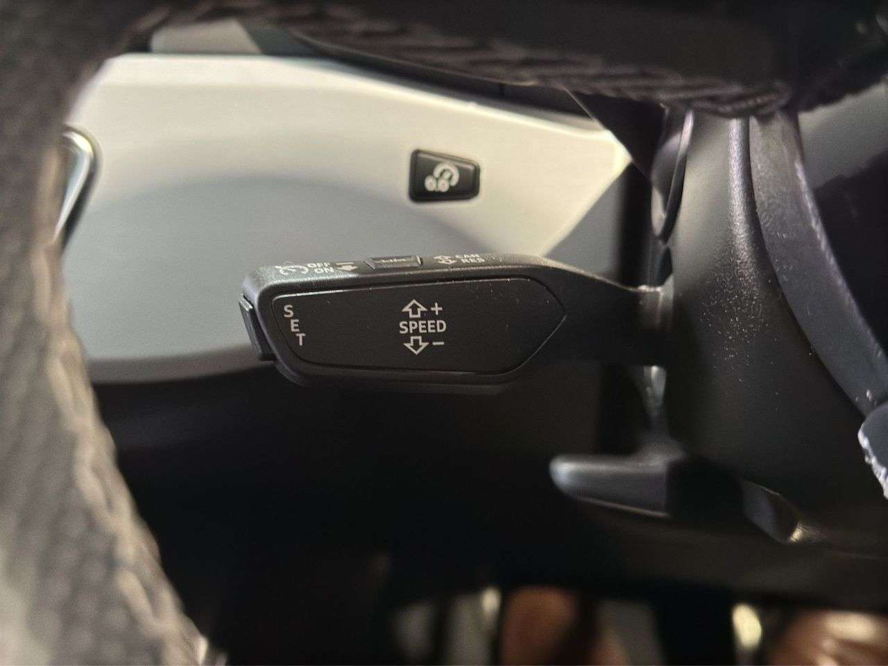 2023 AUDI A4 2023 AUDI A4